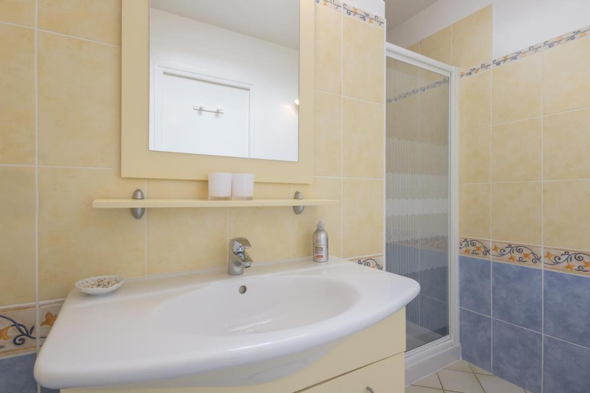 Logis De L'Orme Bed & Breakfast La Rochepot Dış mekan fotoğraf